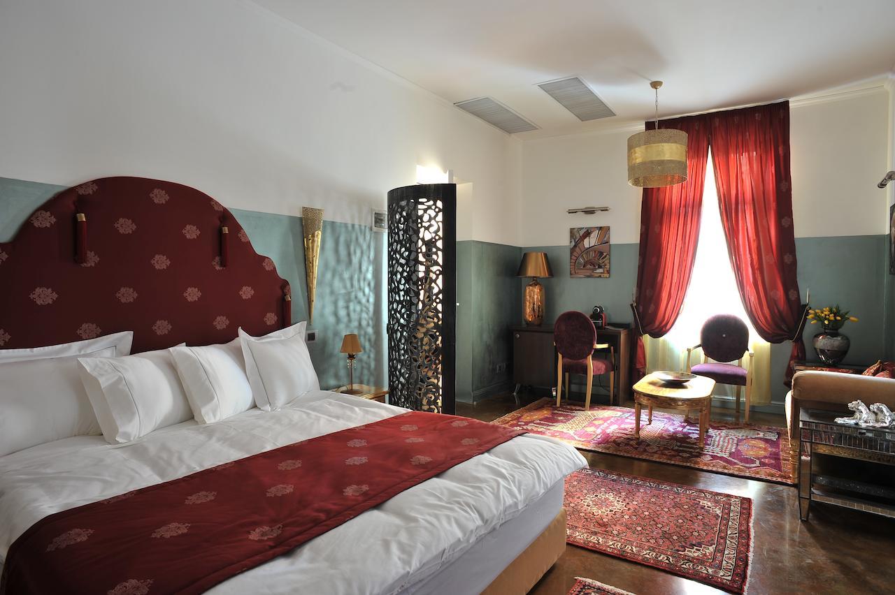 Hotel Boutique Vila Arte Βουκουρέστι Δωμάτιο φωτογραφία
